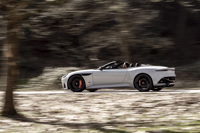 Illustration for article titled The 2020 Aston Martin DBS Superleggera Volante Is so Beautiful It Makes My Stomach Ache